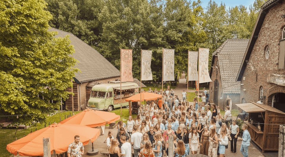 Groepsactiviteit in de natuur